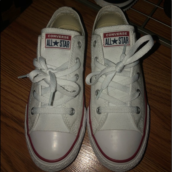 white converse size 2.5